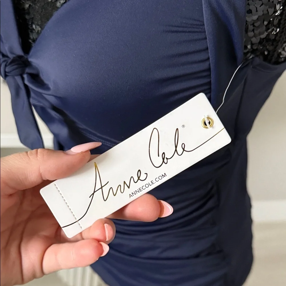 Anne Cole Navy Ruched swim  Top